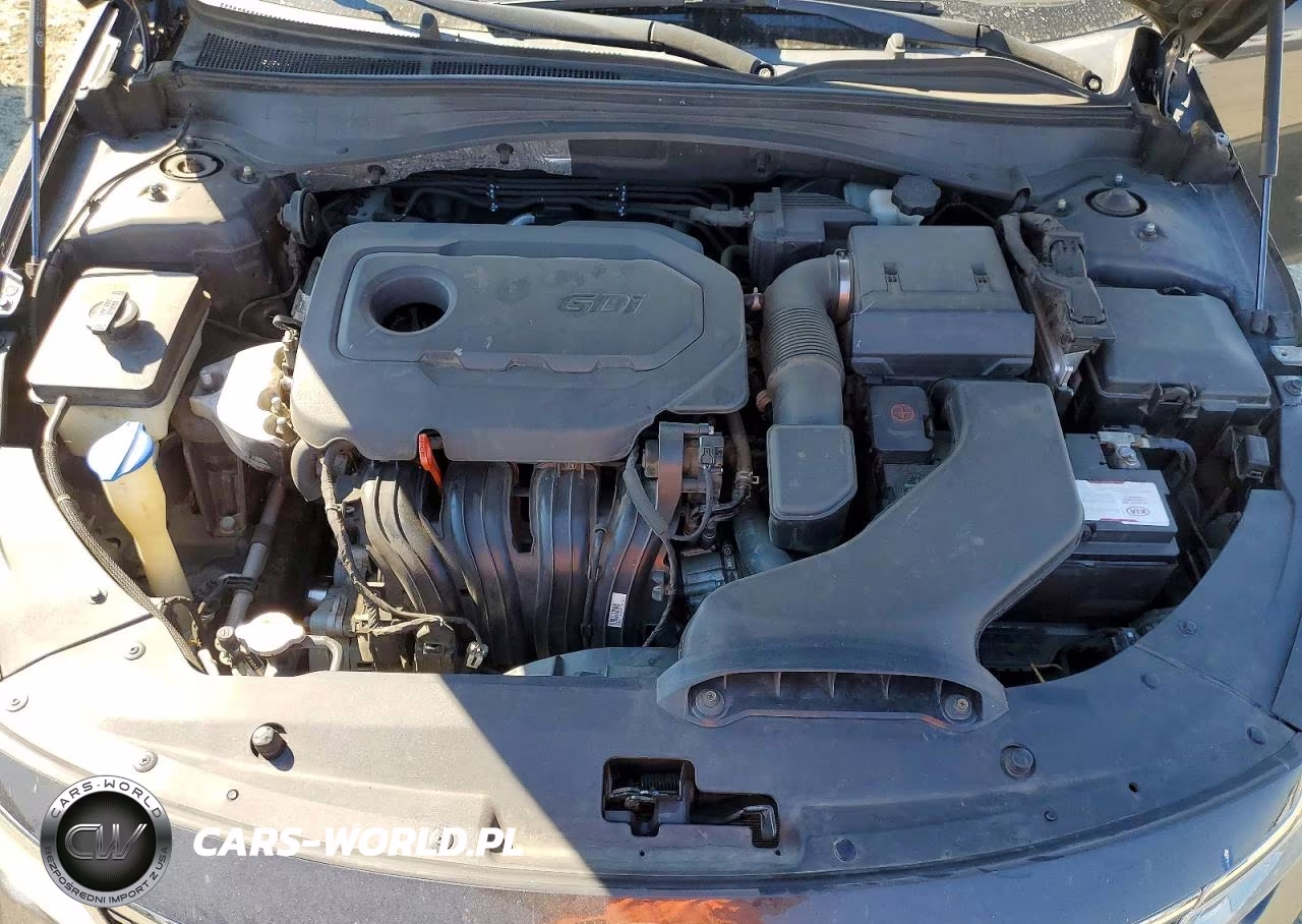 2018 Kia Optima S VIN:5XXGT4L33JG185650 - 11
