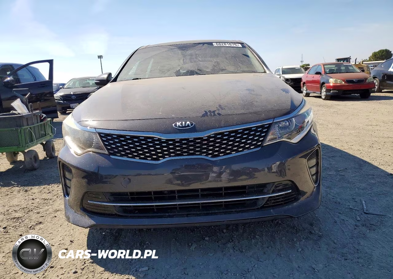 2018 Kia Optima S VIN:5XXGT4L33JG185650 - 5