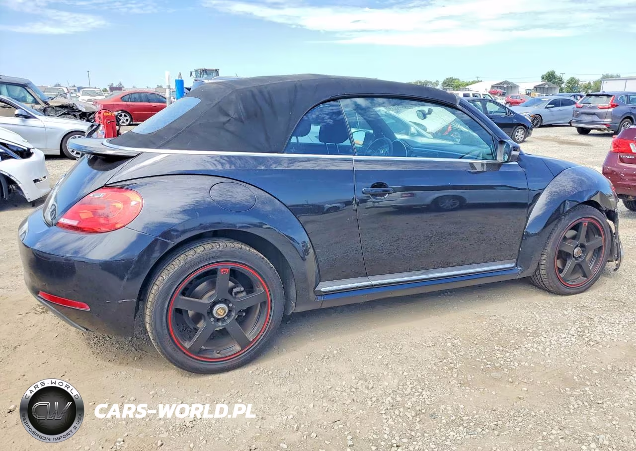 2013 Volkswagen Beetle VIN:3VW5P7AT6DM802359 - 3