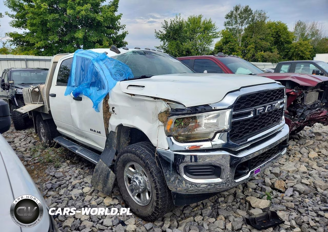 2022 Ram 3500 Tradesman VIN:3C63R3CL7NG435411 - 4