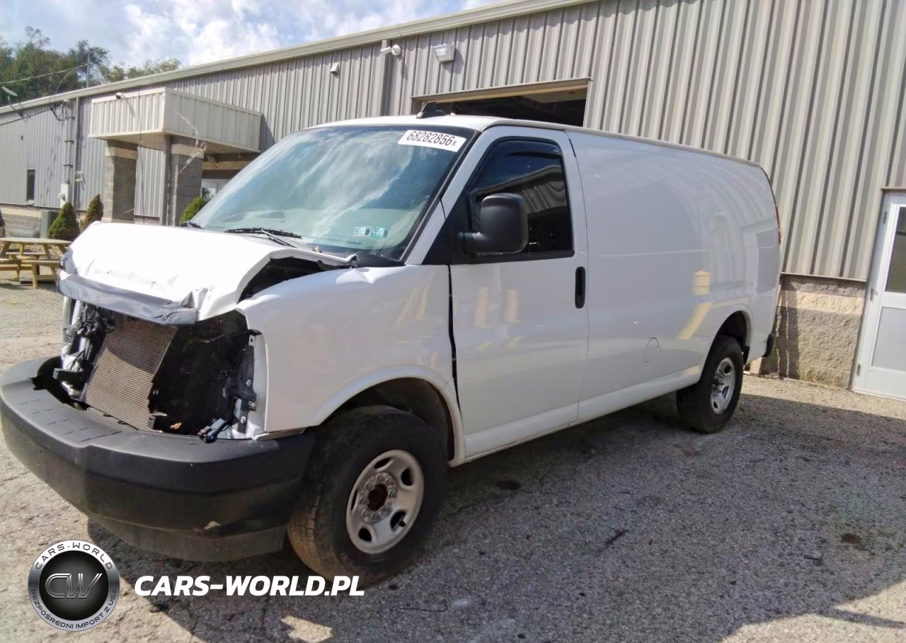 2023 GMC Savana G2500