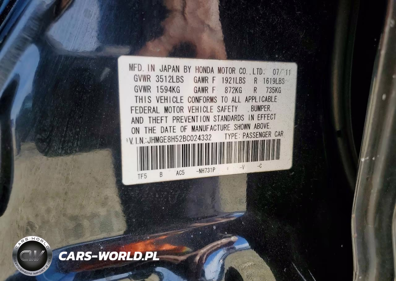 2011 Honda Fit Sport VIN:JHMGE8H52BC024332 - 12