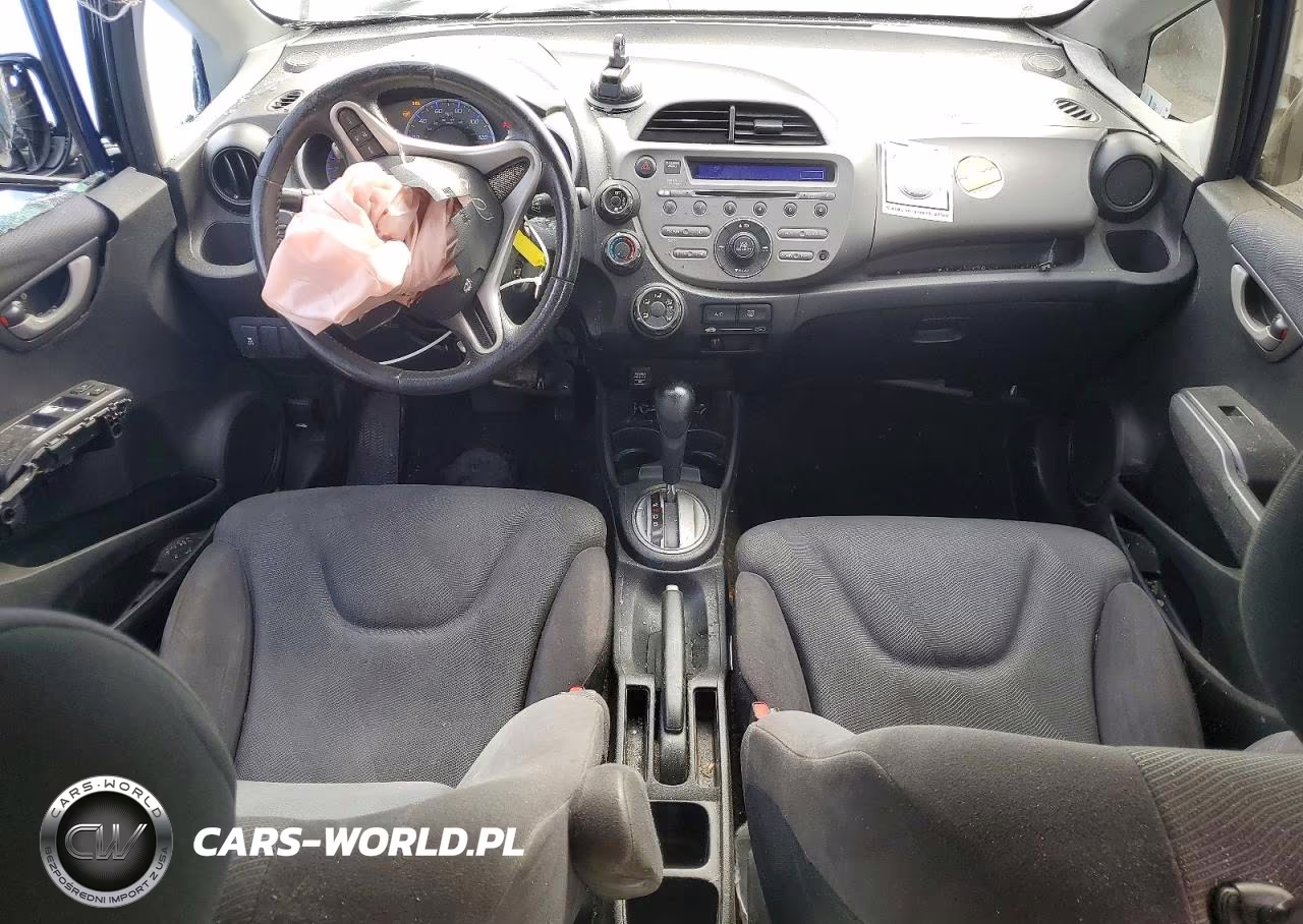 2011 Honda Fit Sport VIN:JHMGE8H59BC002604 - 8