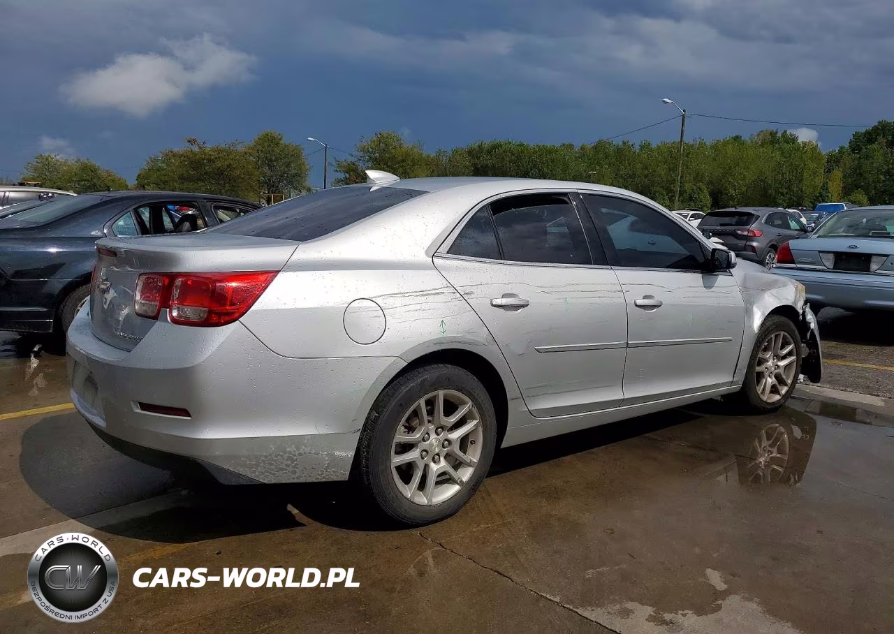 2015 Chevrolet Malibu 1Lt VIN:1G11C5SL9FF294240 - 3
