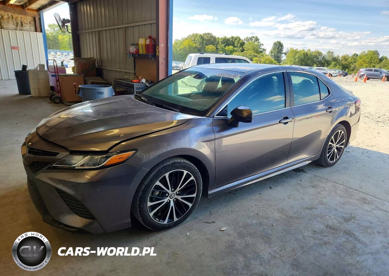 2020 Toyota Camry Se VIN:4T1G11AK3LU955188 - 1