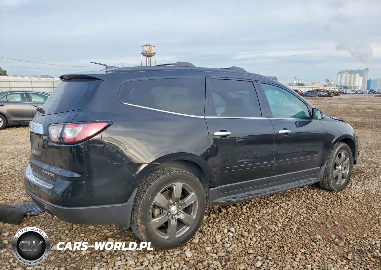 2017 Chevrolet Traverse Lt VIN:1GNKVHKD8HJ285827 - 3
