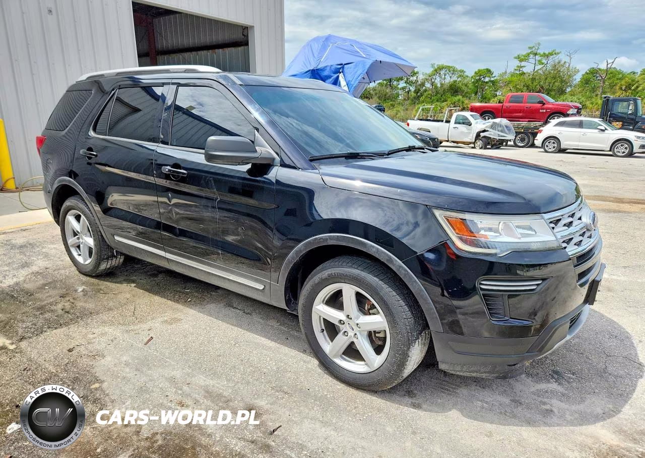 2018 Ford Explorer Xlt VIN:1FM5K7DHXJGC87425 - 4