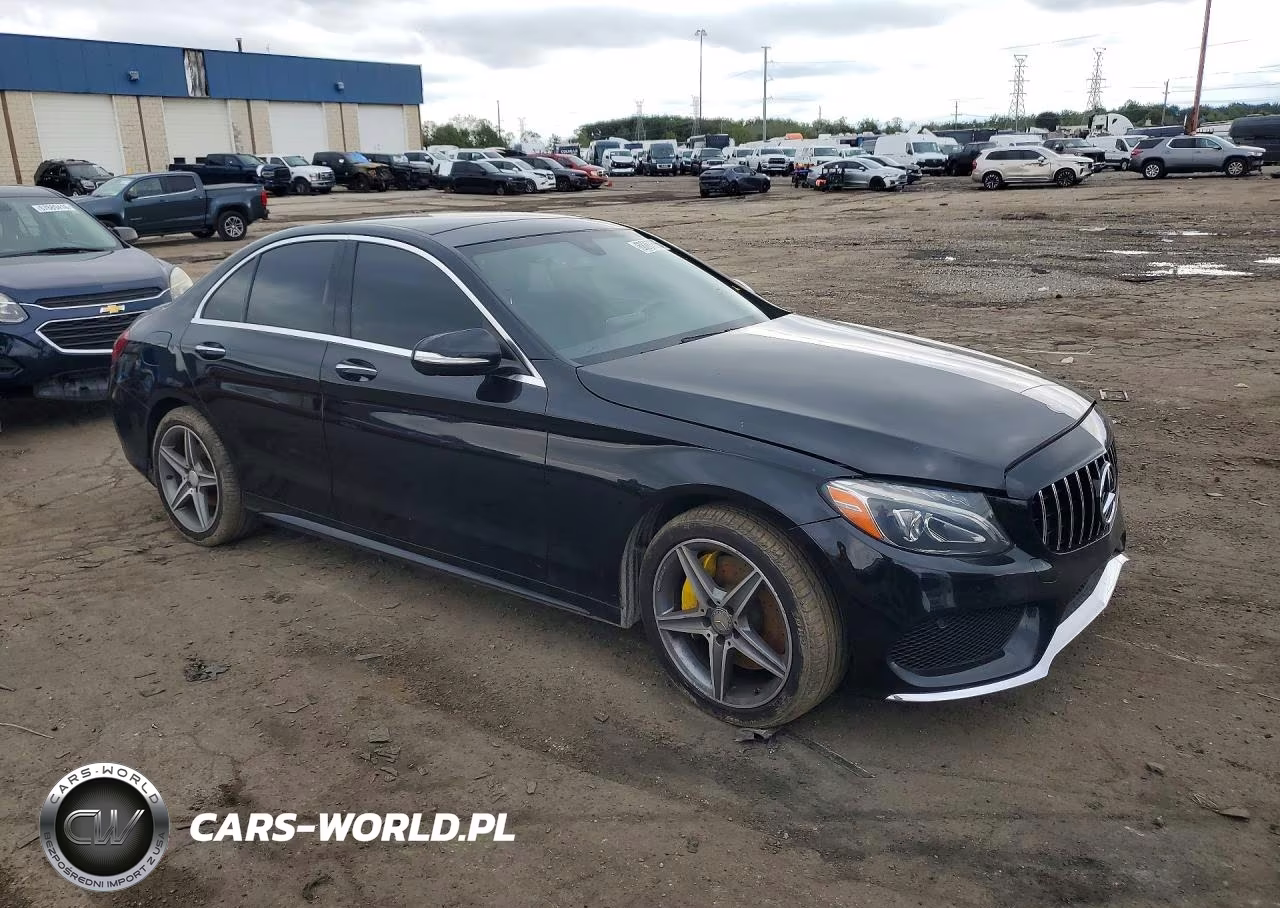 2015 Mercedes-Benz C 300 4Matic VIN:55SWF4KB9FU024028 - 4