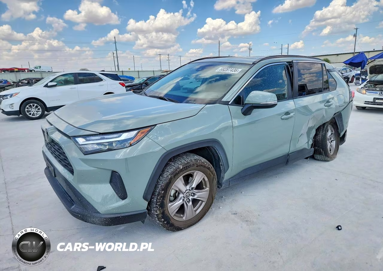 2023 Toyota Rav4 Xle VIN:2T3W1RFV8PW275636 - 1