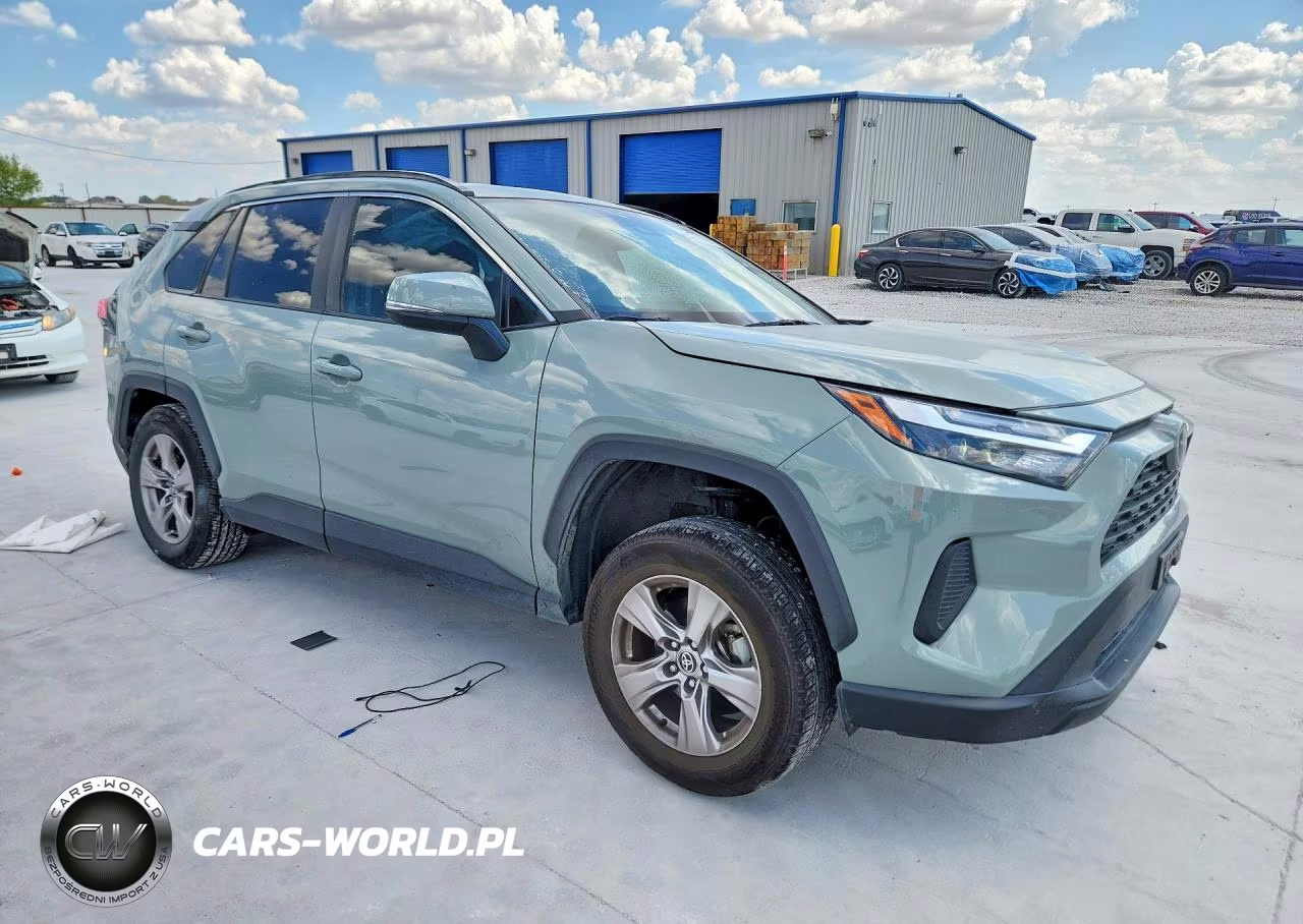 2023 Toyota Rav4 Xle VIN:2T3W1RFV8PW275636 - 4
