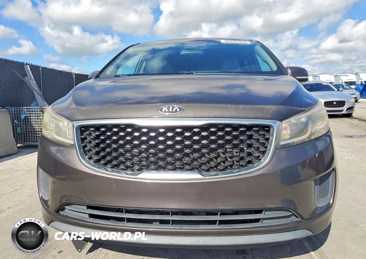 2015 Kia Sedona Lx VIN:KNDMB5C19F6071958 - 5