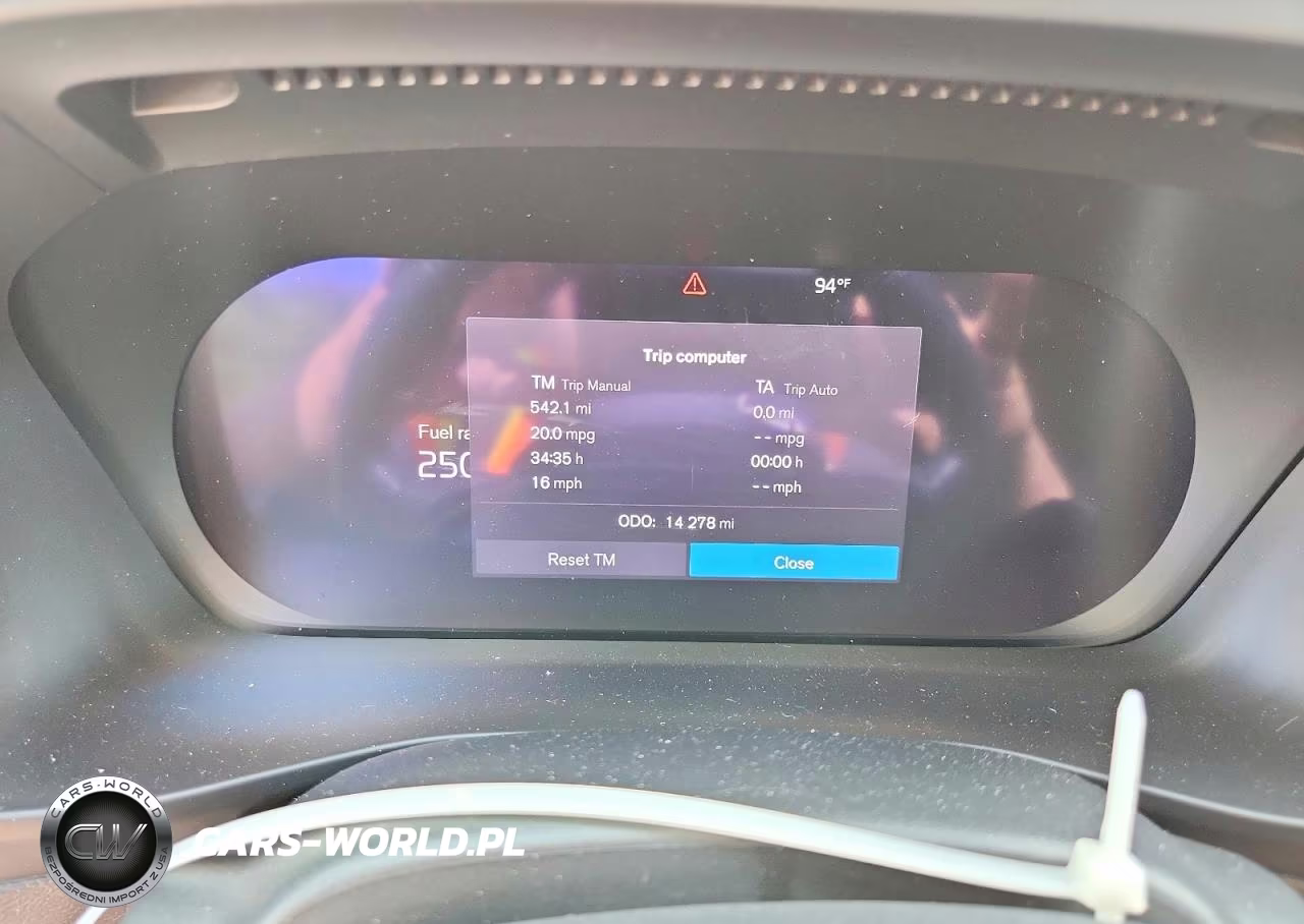 2024 Volvo Xc40 Ultimate VIN:YV4L12UF3R2214757 - 9