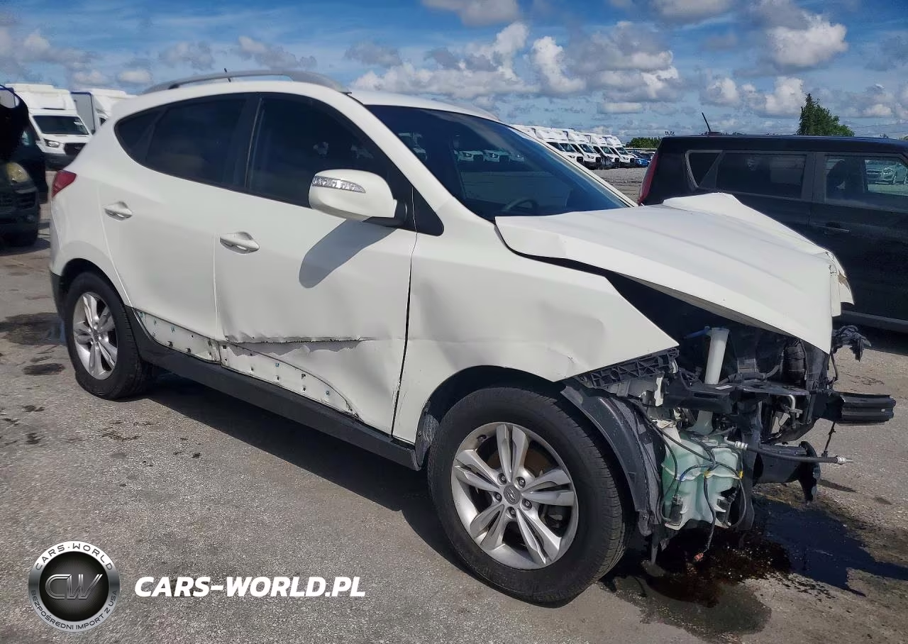 2013 Hyundai Tucson Gls VIN:KM8JU3AC6DU637858 - 4
