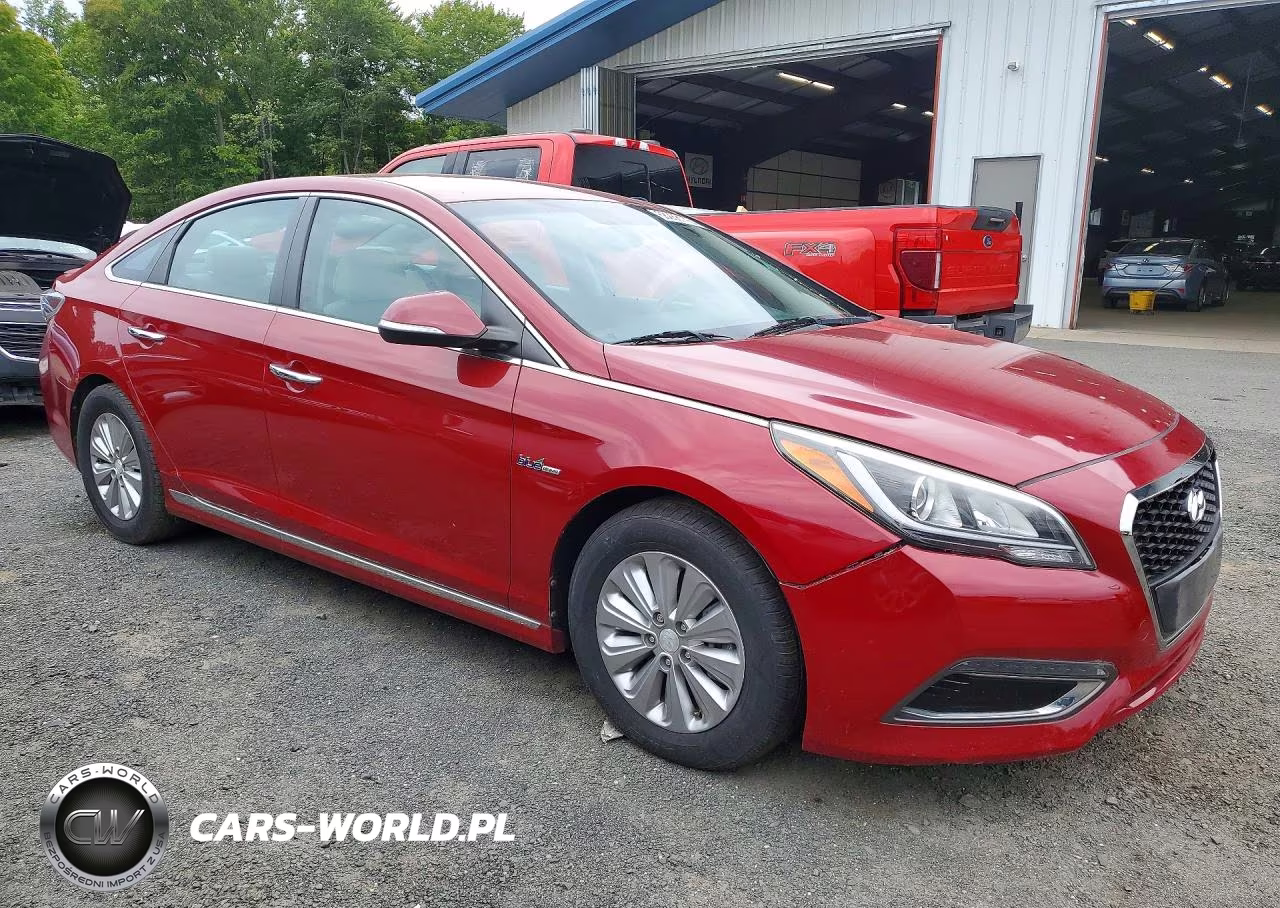 2016 Hyundai Sonata Hybrid Se VIN:KMHE24L18GA041004 - 4