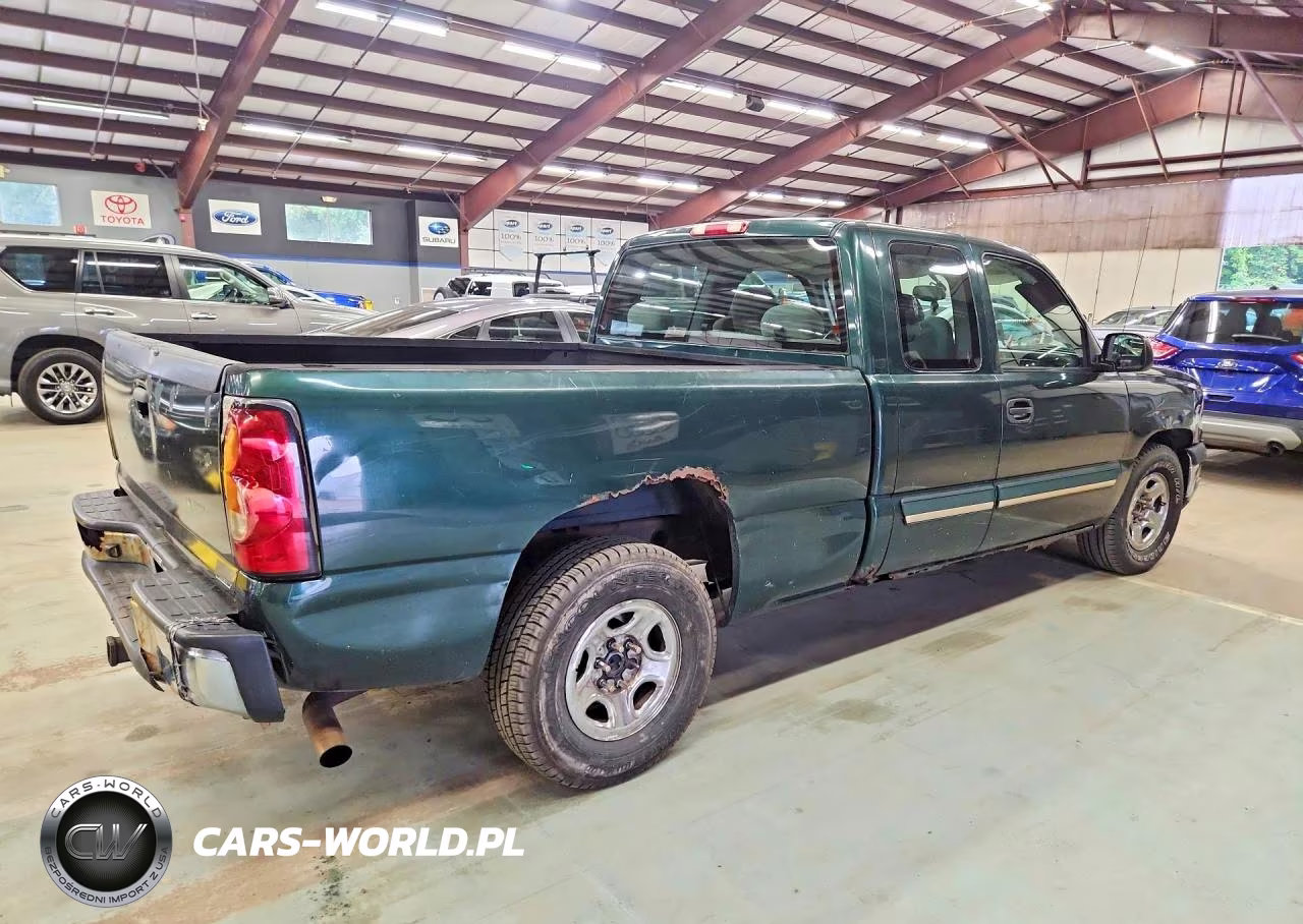 2004 Chevrolet Silverado C1500 VIN:2GCEC19TX41297059 - 3