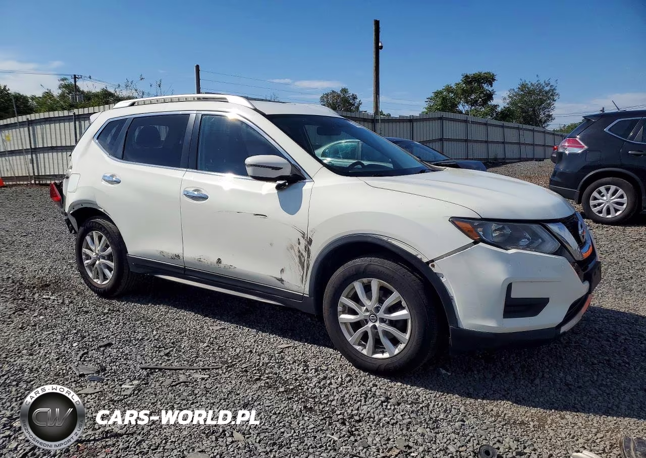 2017 Nissan Rogue Sv VIN:JN8AT2MT9HW149886 - 4
