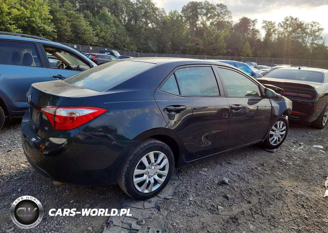 2015 Toyota Corolla Le VIN:2T1BURHE9FC480460 - 3