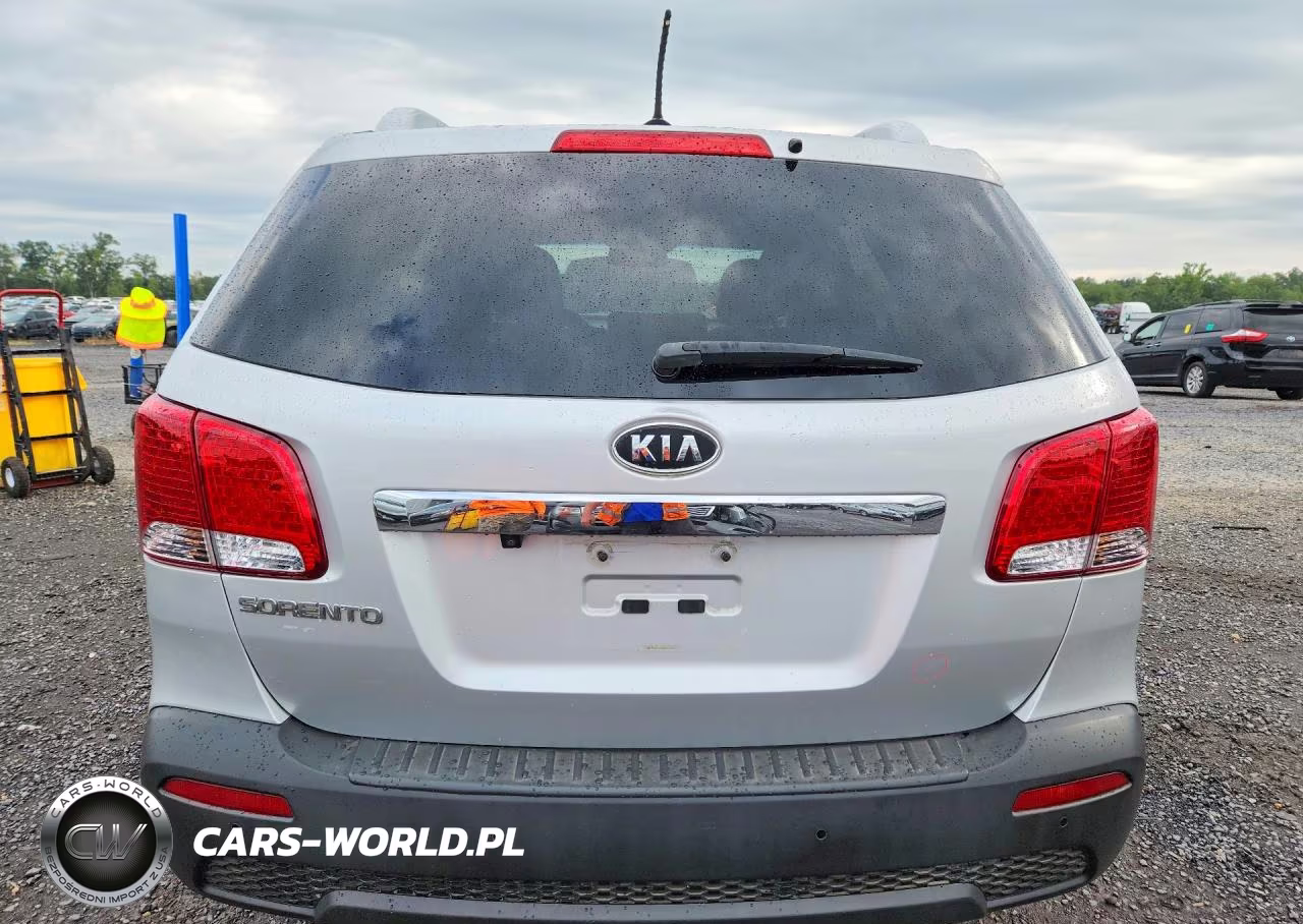 2013 Kia Sorento Lx VIN:5XYKT3A65DG411852 - 6