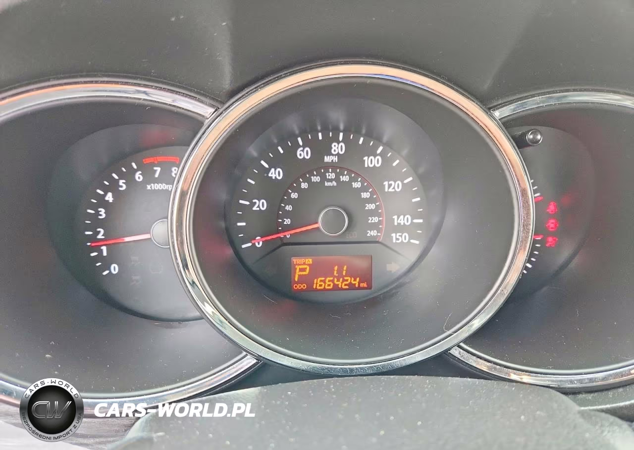 2013 Kia Sorento Lx VIN:5XYKT3A65DG411852 - 9