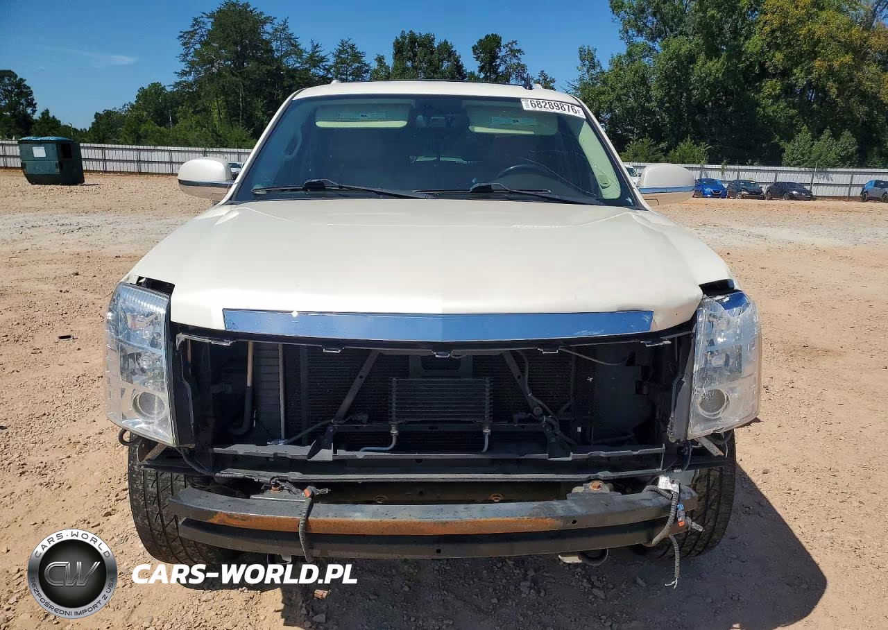 2008 Cadillac Escalade Luxury VIN:1GYFK63818R255461 - 5