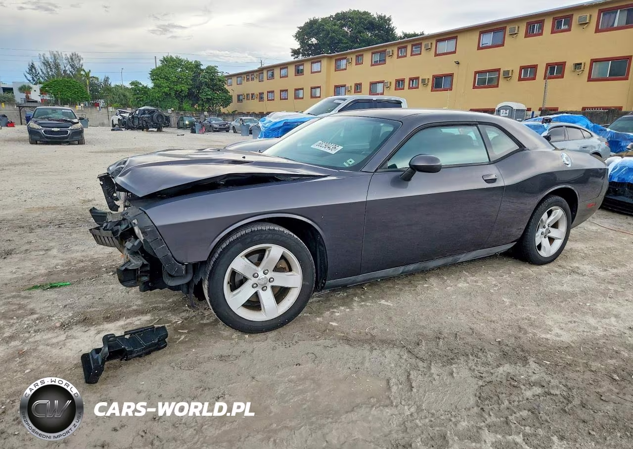 2013 Dodge Challenger Sxt
