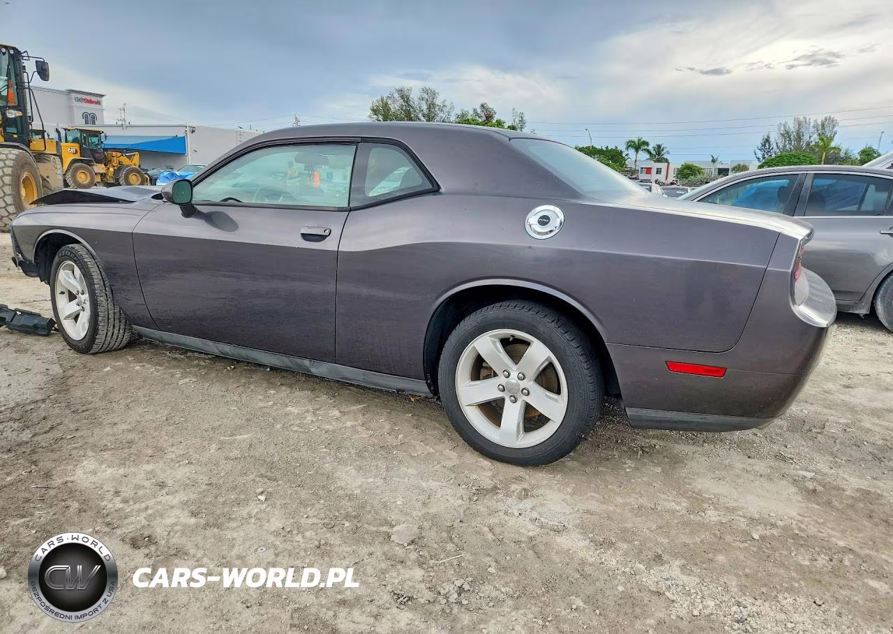 2013 Dodge Challenger Sxt VIN:2C3CDYAG4DH645610 - 2