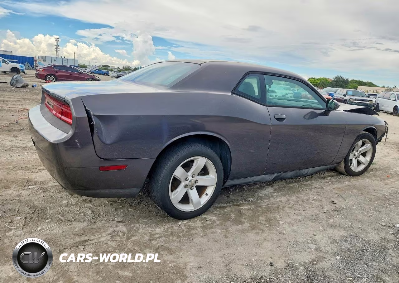 2013 Dodge Challenger Sxt VIN:2C3CDYAG4DH645610 - 3