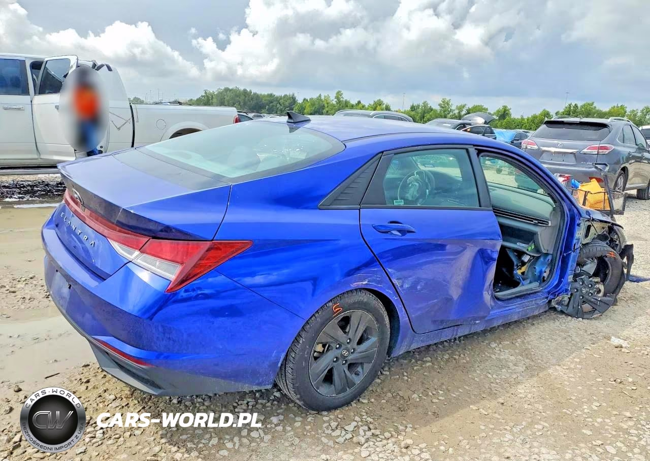 2023 Hyundai Elantra Sel VIN:KMHLM4AG0PU600522 - 3