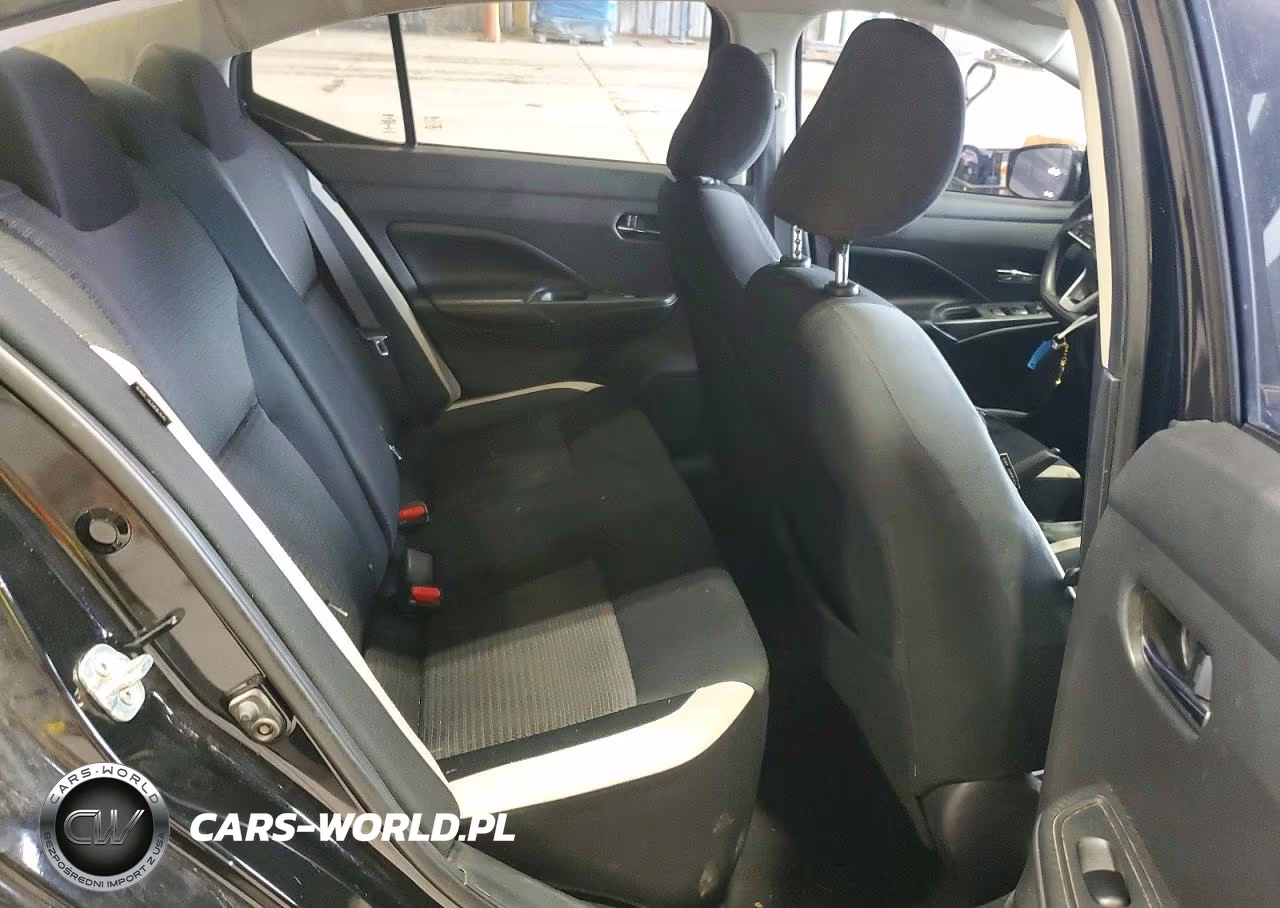 2020 Nissan Versa Sv VIN:3N1CN8EV8LL835811 - 10