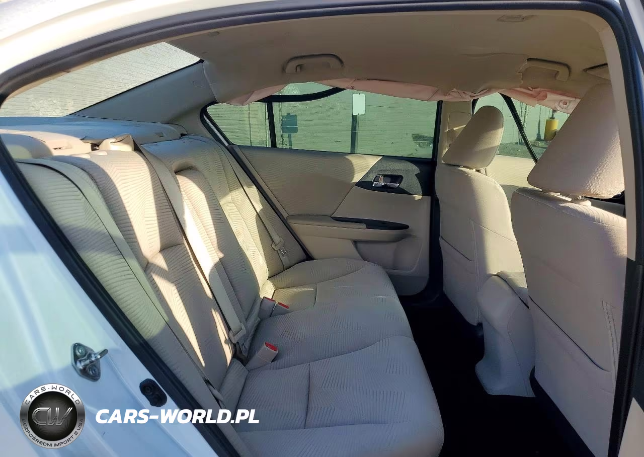 2017 Honda Accord Lx VIN:1HGCR2F30HA123742 - 10