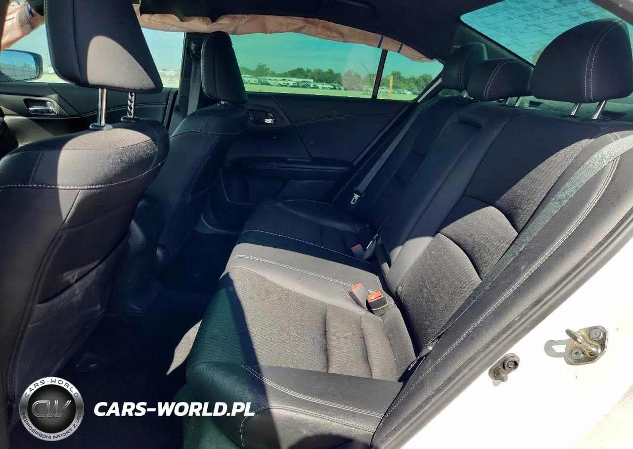 2016 Honda Accord Sport VIN:1HGCR2F54GA141726 - 10