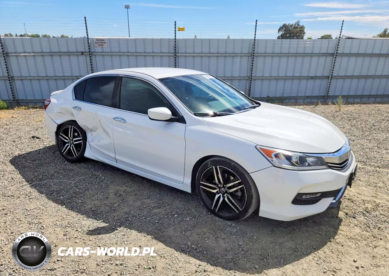 2016 Honda Accord Sport VIN:1HGCR2F54GA141726 - 4