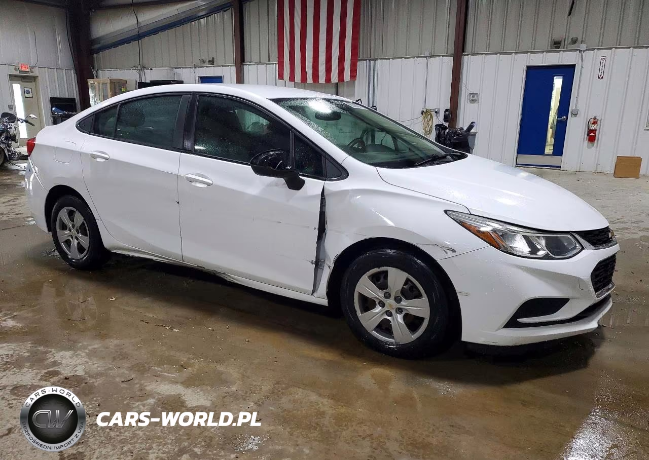 2018 Chevrolet Cruze Ls VIN:1G1BC5SM0J7159776 - 4