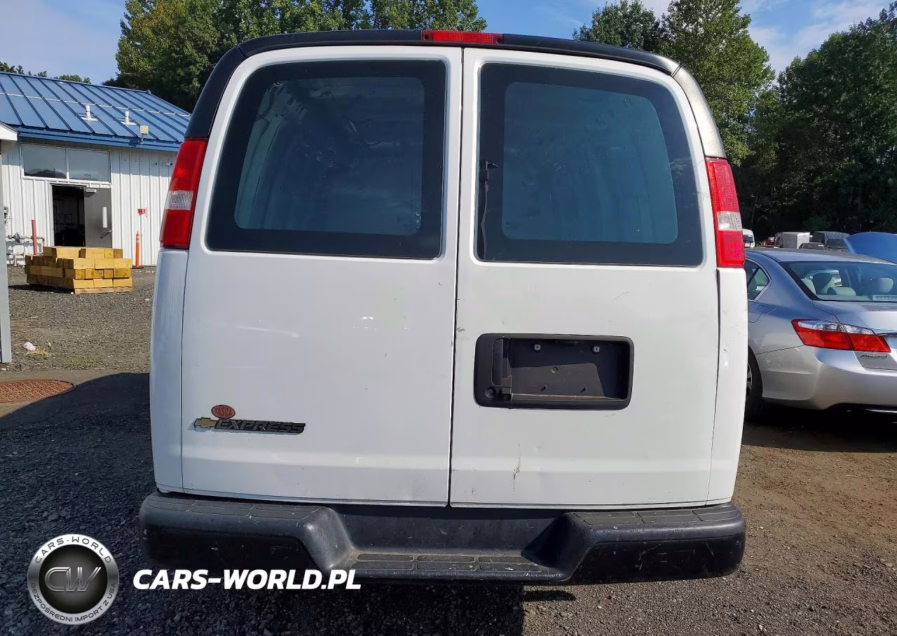 2021 Chevrolet Express Cargo Delivery Van VIN:1GCWGAFP5M1256490 - 6