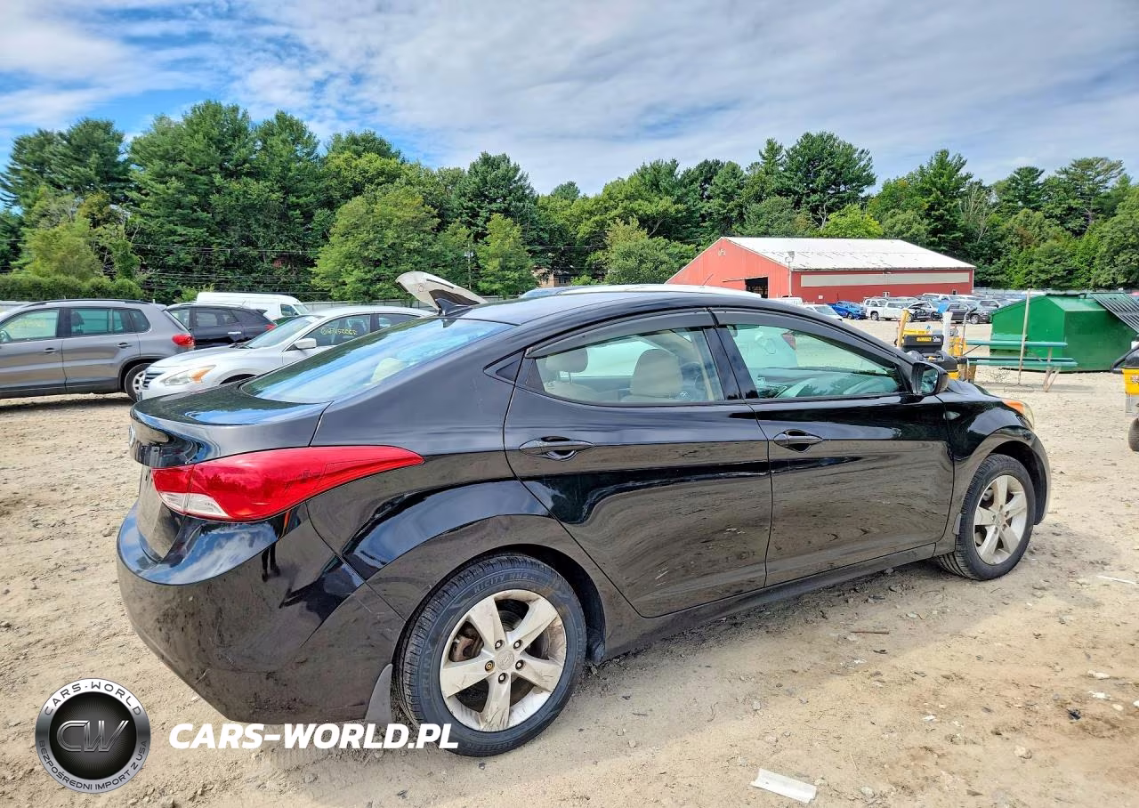 2013 Hyundai Elantra Gls VIN:5NPDH4AEXDH314811 - 3