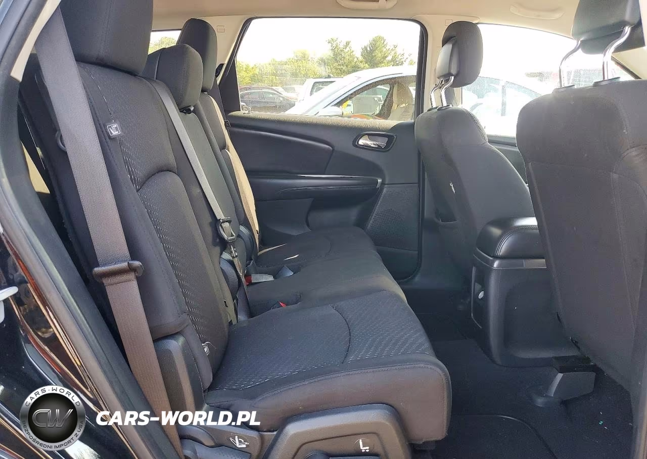 2018 Dodge Journey Se VIN:3C4PDCAB7JT498979 - 11