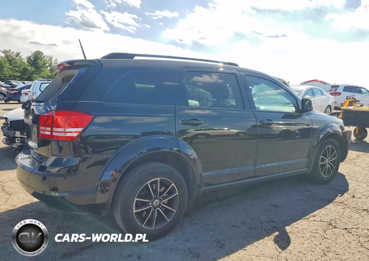 2018 Dodge Journey Se VIN:3C4PDCAB7JT498979 - 3