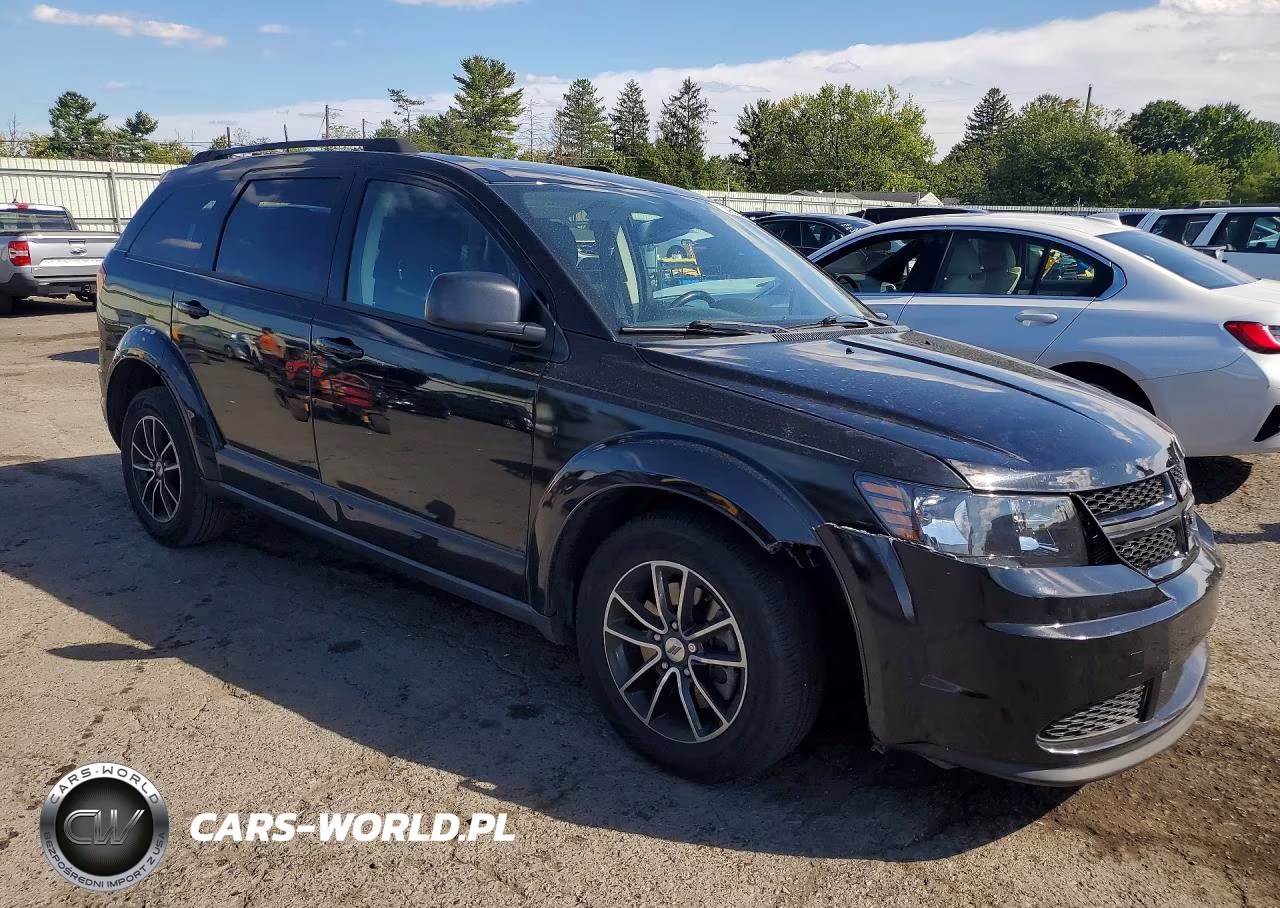 2018 Dodge Journey Se VIN:3C4PDCAB7JT498979 - 4