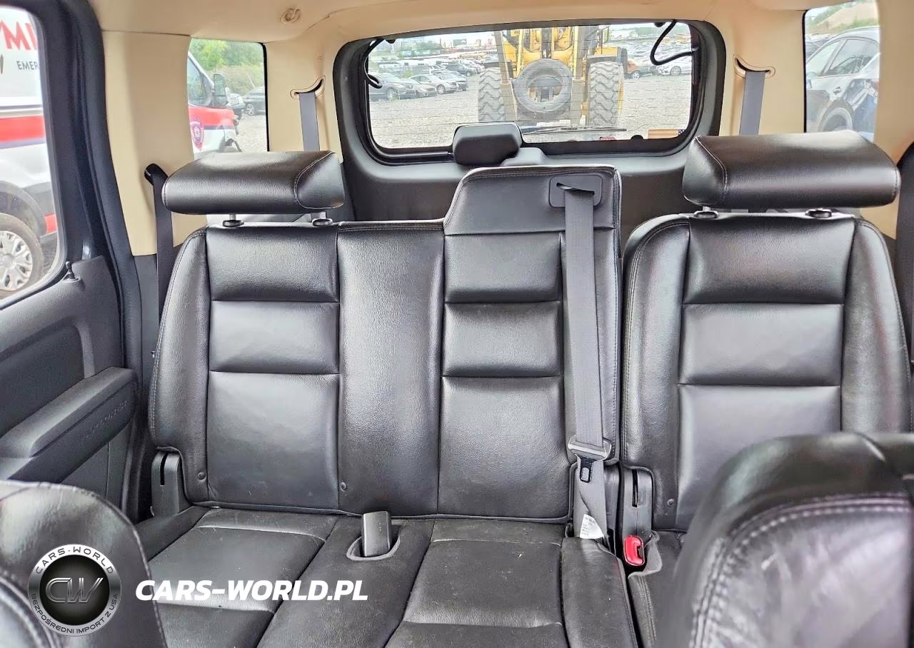 2010 Ford Explorer Xlt VIN:1FMEU7DE7AUA32958 - 10