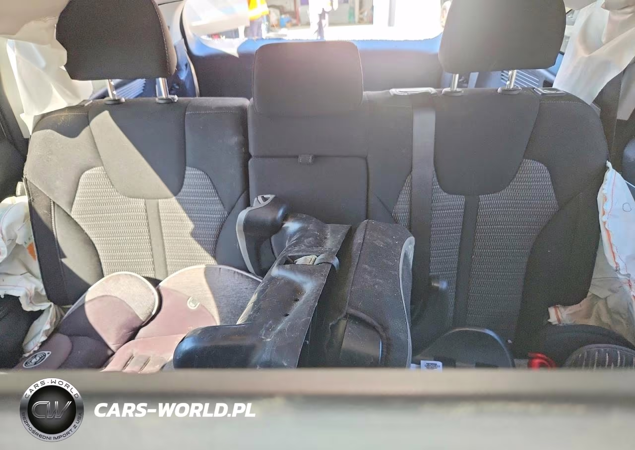 2025 Kia Sorento Lx VIN:5XYRG4JCXSG361073 - 10