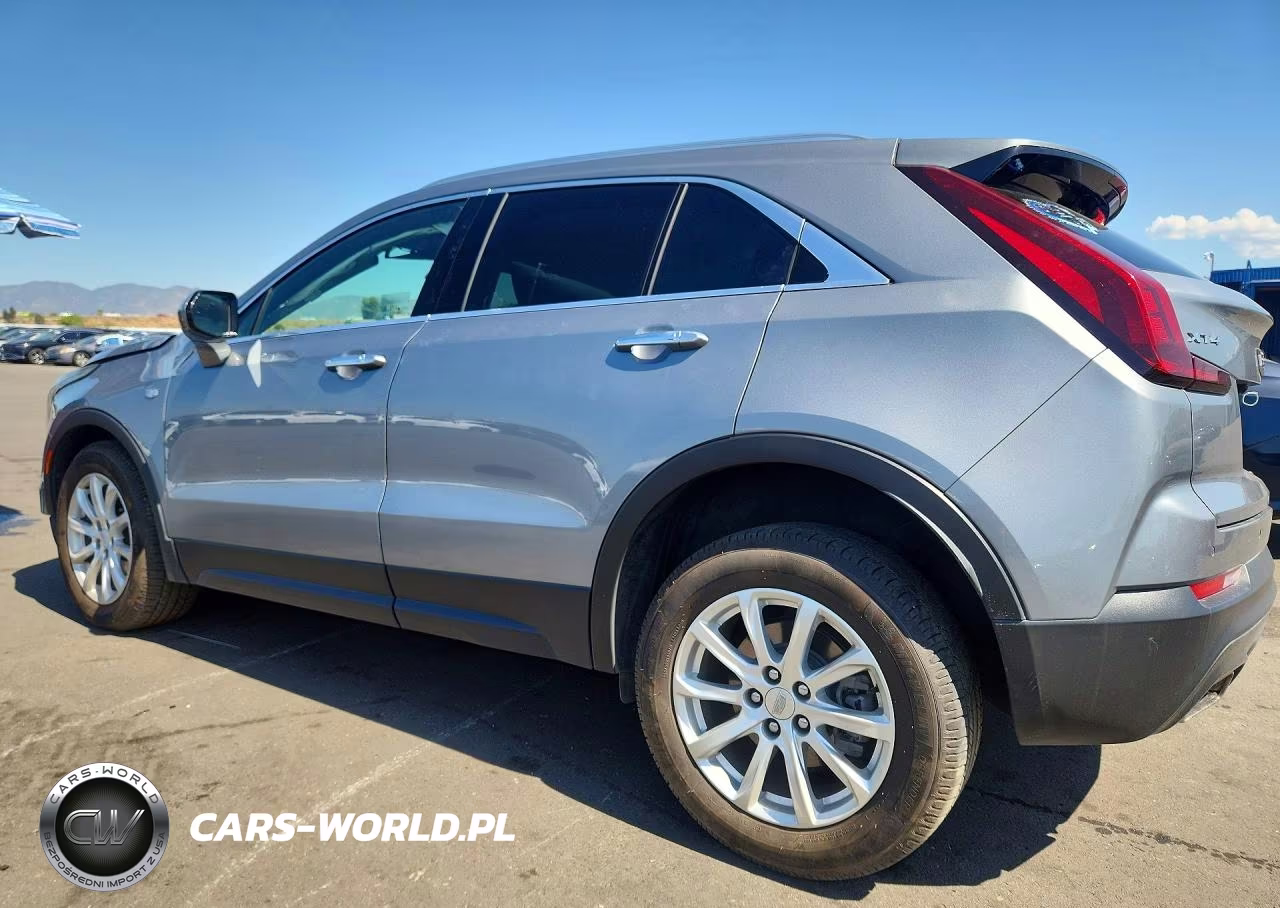 2023 Cadillac Xt4 Luxury VIN:1GYAZAR48PF215519 - 2