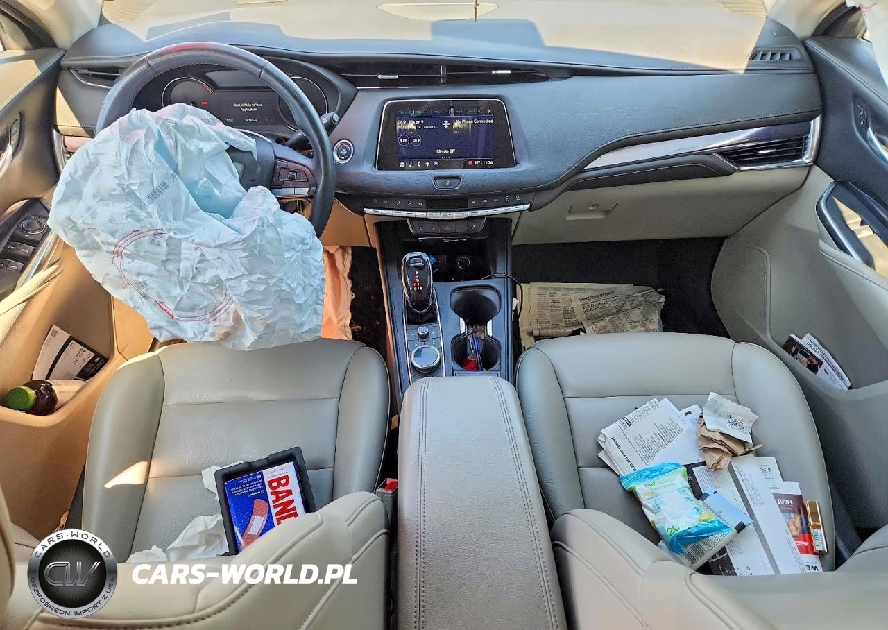 2023 Cadillac Xt4 Luxury VIN:1GYAZAR48PF215519 - 8