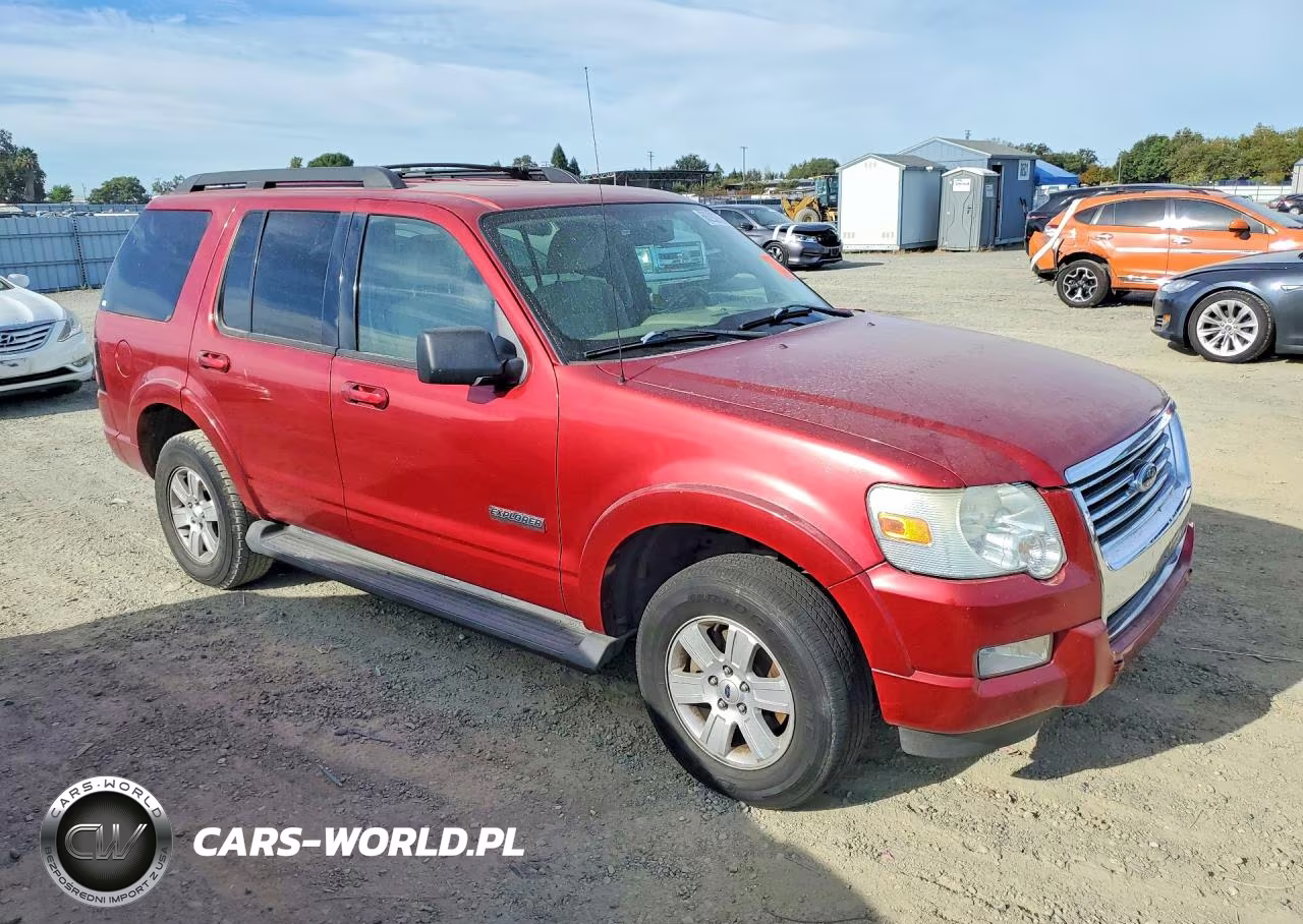 2008 Ford Explorer Xlt VIN:1FMEU73E28UA57763 - 4