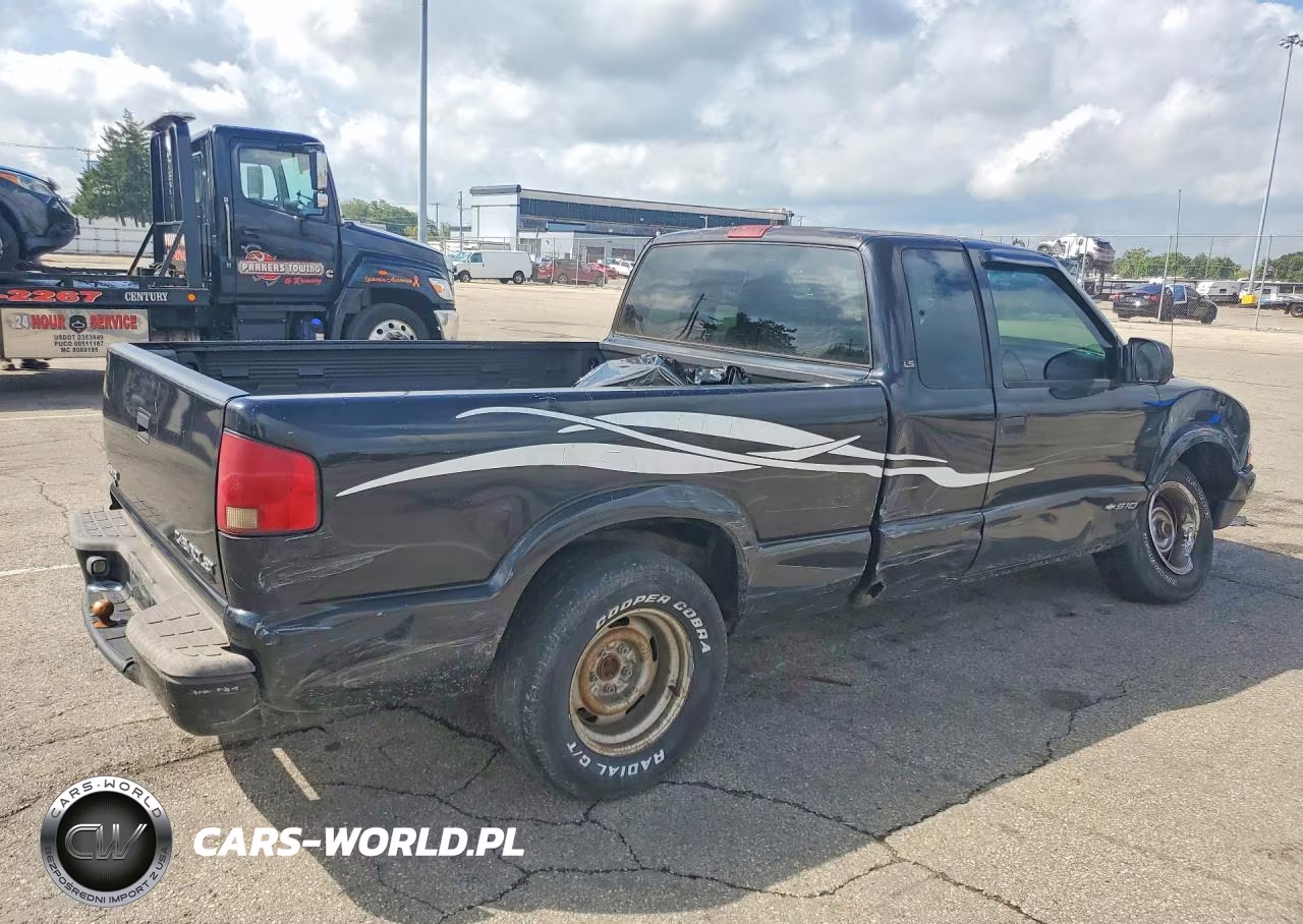 2001 Chevrolet S Truck S10 VIN:1GCCS19W018121702 - 3
