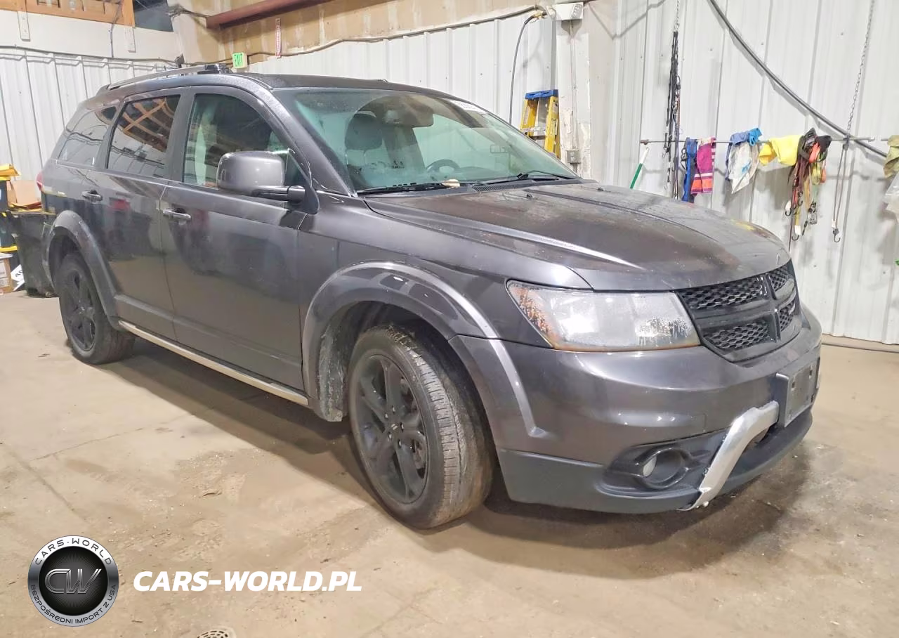 2019 Dodge Journey Crossroad VIN:3C4PDDGG4KT771306 - 4