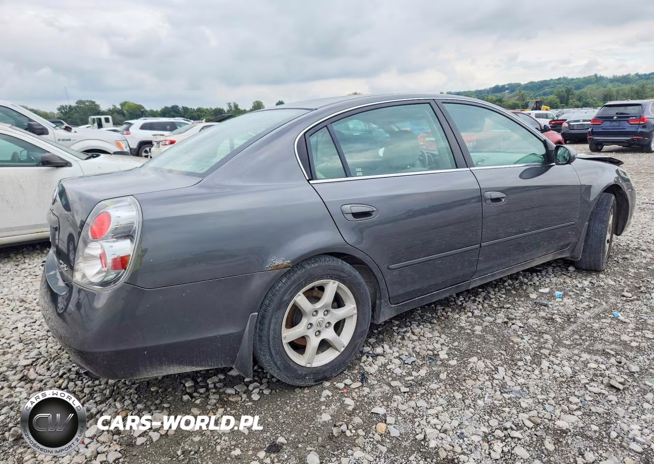 2005 Nissan Altima 2.5 VIN:1N4AL11D55N466560 - 3