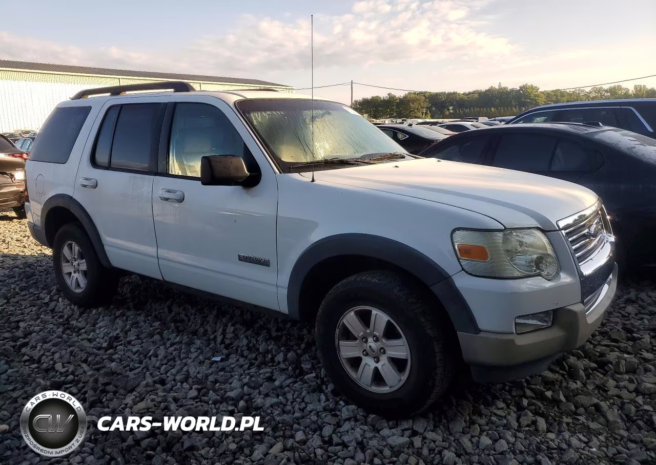 2007 Ford Explorer Xlt VIN:1FMEU73E77UA79627 - 4