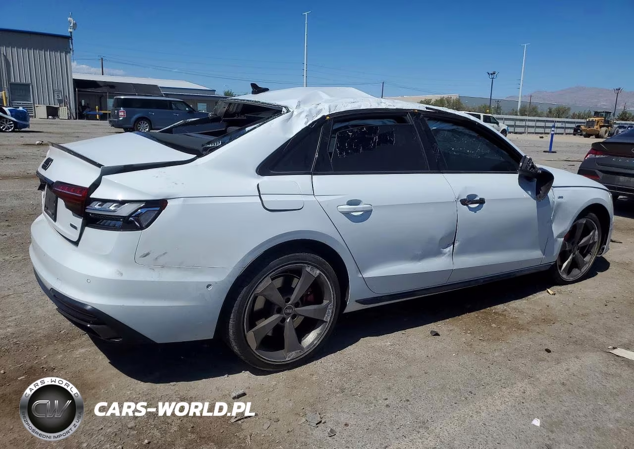 2023 Audi A4 Prestige 45 VIN:WAUFAAF45PA037019 - 3