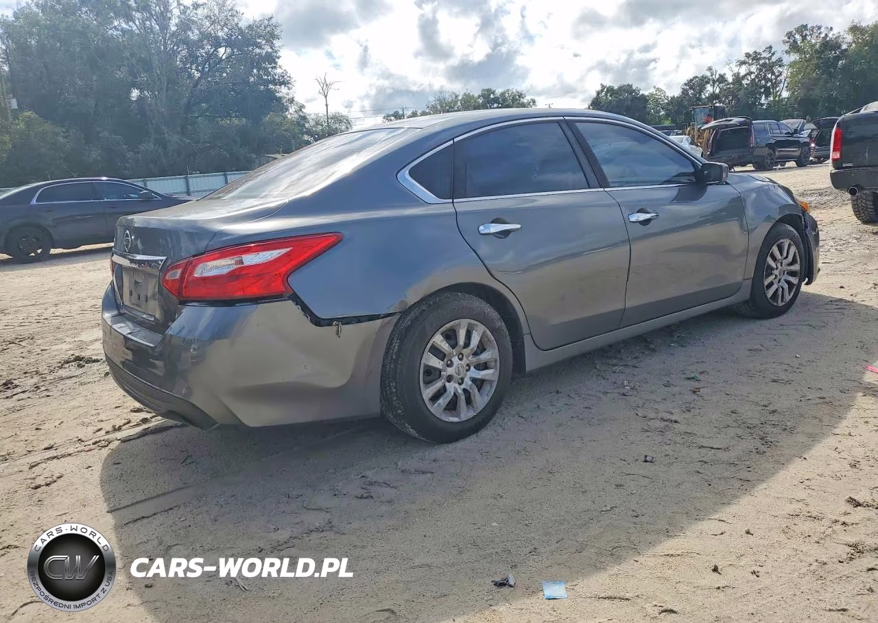 2017 Nissan Altima 2.5 S VIN:1N4AL3AP5HN329001 - 3