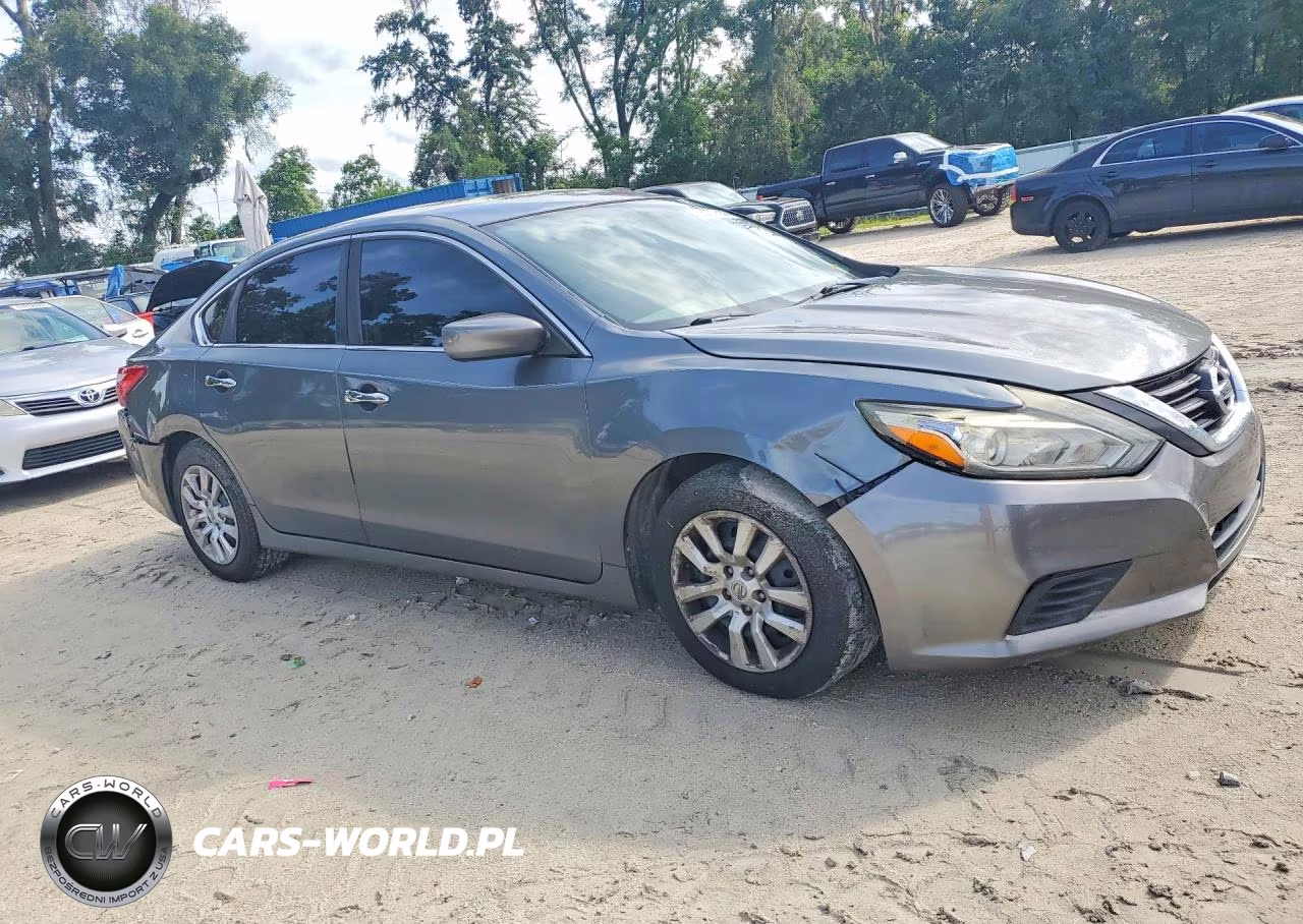 2017 Nissan Altima 2.5 S VIN:1N4AL3AP5HN329001 - 4